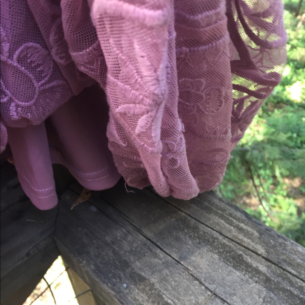 She + Sky   Lilac stretchy lace  panel pastel maxi dress, HPx3 - Picture 7 of 11